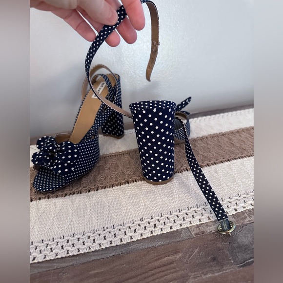 Navy Polk a dot heels - Picture 6 of 7